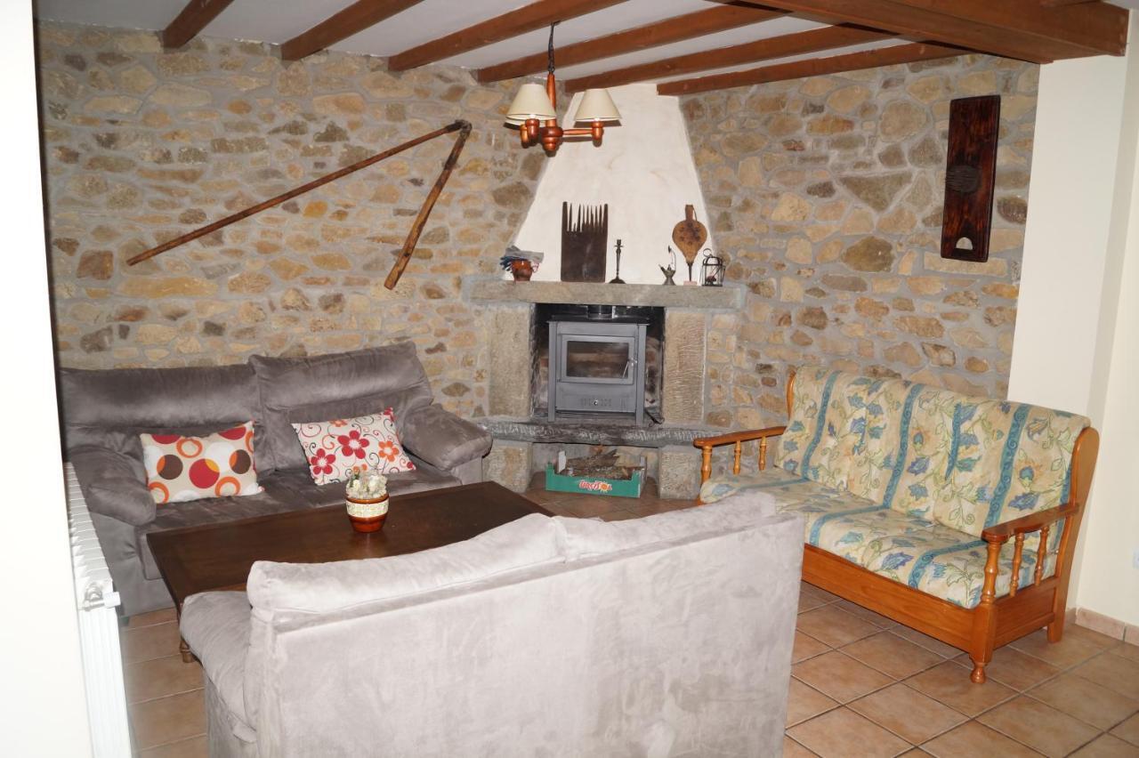 Casa Rural Leonor San Ciprian  Bagian luar foto
